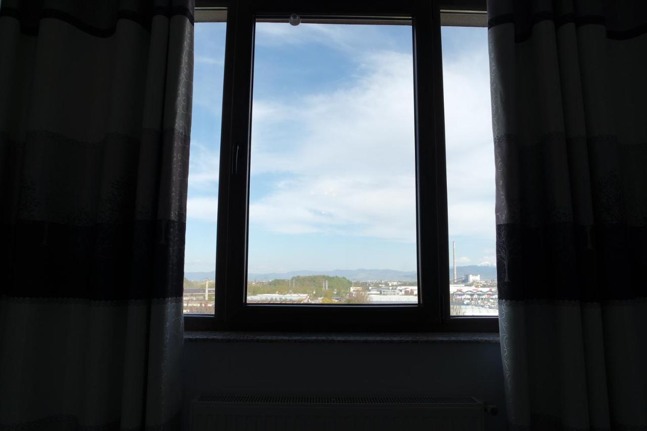 Apartment Ks Brasov Ngoại thất bức ảnh
